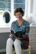 Classy Clara 's Pic 2 of Issue 198
